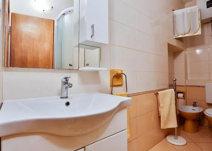 Vladimir Апартаменти *